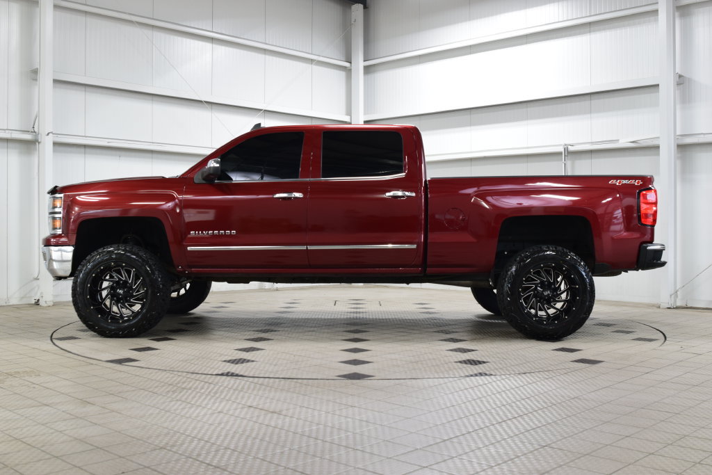 Used 2015 Chevrolet Silverado 1500 LTZ w/ LTZ Plus Package AWD/4WD image 4