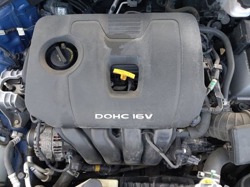 Used 2018 Hyundai Elantra SEL FWD image 30