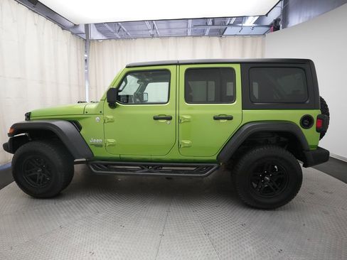 Used 2018 Jeep Wrangler Unlimited Sport S AWD/4WD image 23