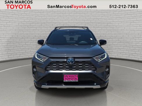 Used 2021 Toyota RAV4 XSE AWD/4WD image 2