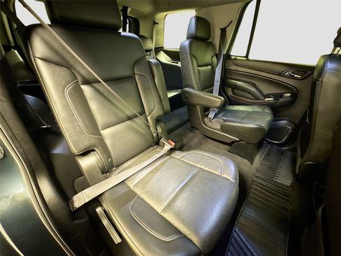 Used 2019 GMC Yukon SLT w/ Graphite Performance Edition AWD/4WD image 30