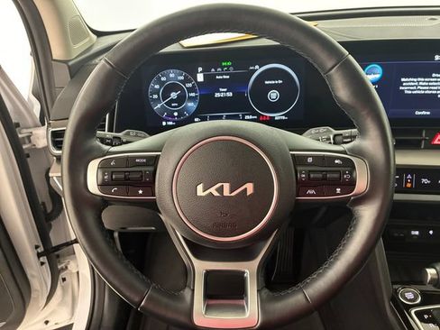 Used 2024 Kia Sportage SX AWD/4WD image 22