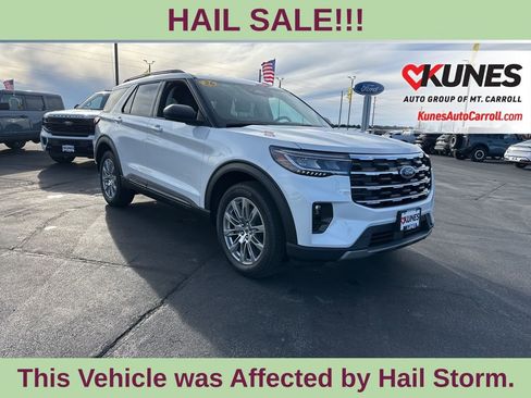 New 2026 Ford Explorer Active w/ Active Comfort Package image 1