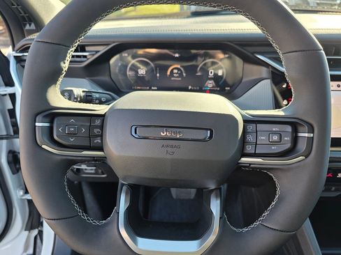 New 2026 Jeep Cherokee Limited image 17