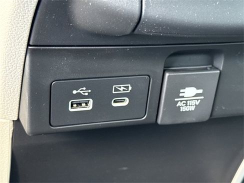 New 2026 Honda Odyssey Touring image 28