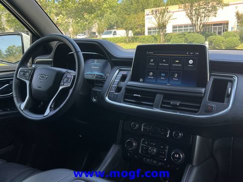 Used 2022 Chevrolet Tahoe RST w/ Sport Performance Package AWD/4WD image 6