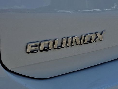 Used 2019 Chevrolet Equinox LS AWD/4WD image 32