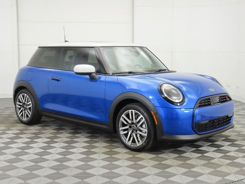 New 2026 MINI Cooper S image 3