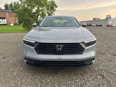 Used 2024 Honda Accord EX-L image 2