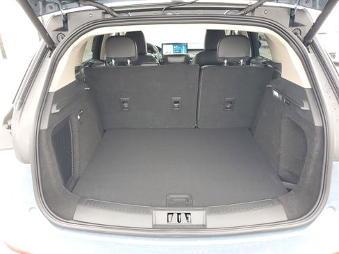 New 2026 Lincoln Corsair Premiere image 28