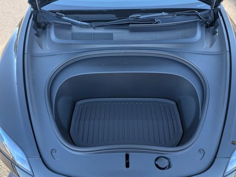 Used 2025 Tesla Model 3 image 23