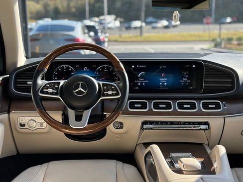 Certified 2022 Mercedes-Benz GLE 450 4MATIC image 13