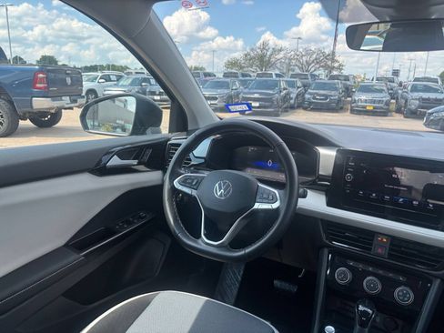 Used 2026 Volkswagen Taos S AWD/4WD image 30