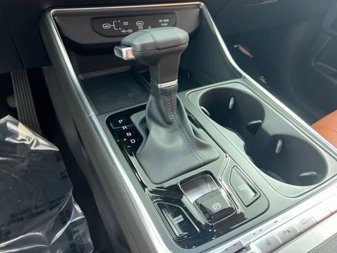 New 2026 Kia Carnival SX Prestige image 24