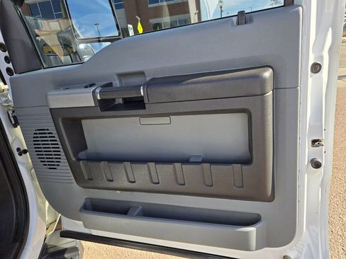 Used 2015 Ford F350 XLT image 22