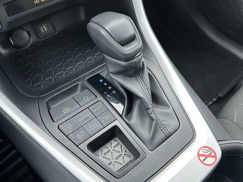 Used 2024 Toyota RAV4 XLE image 36