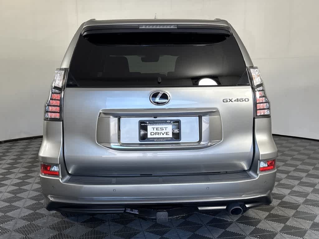 Used 2023 Lexus GX 460 Luxury w/ Sport Design Package AWD/4WD image 6