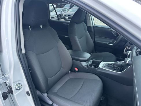 Used 2025 Toyota RAV4 LE image 35