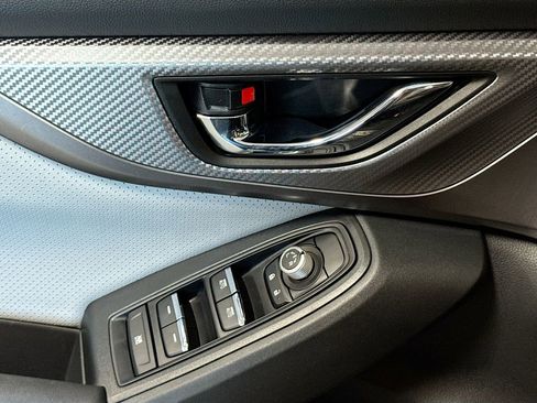 Used 2022 Subaru Crosstrek 2.5i Limited image 16