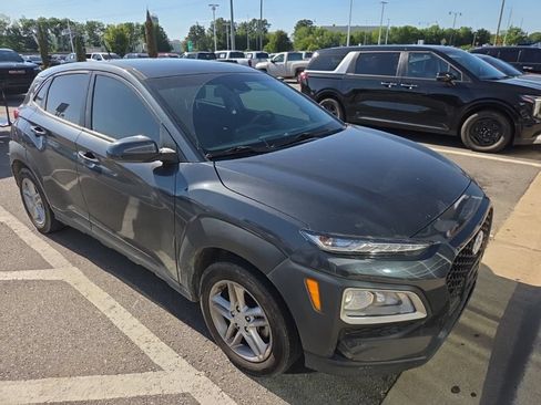 Used 2021 Hyundai Kona SE FWD image 8