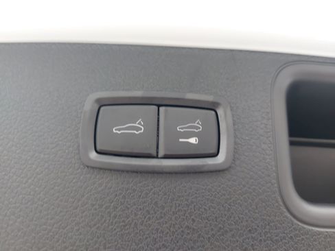 Certified 2026 Porsche Macan S AWD/4WD image 15