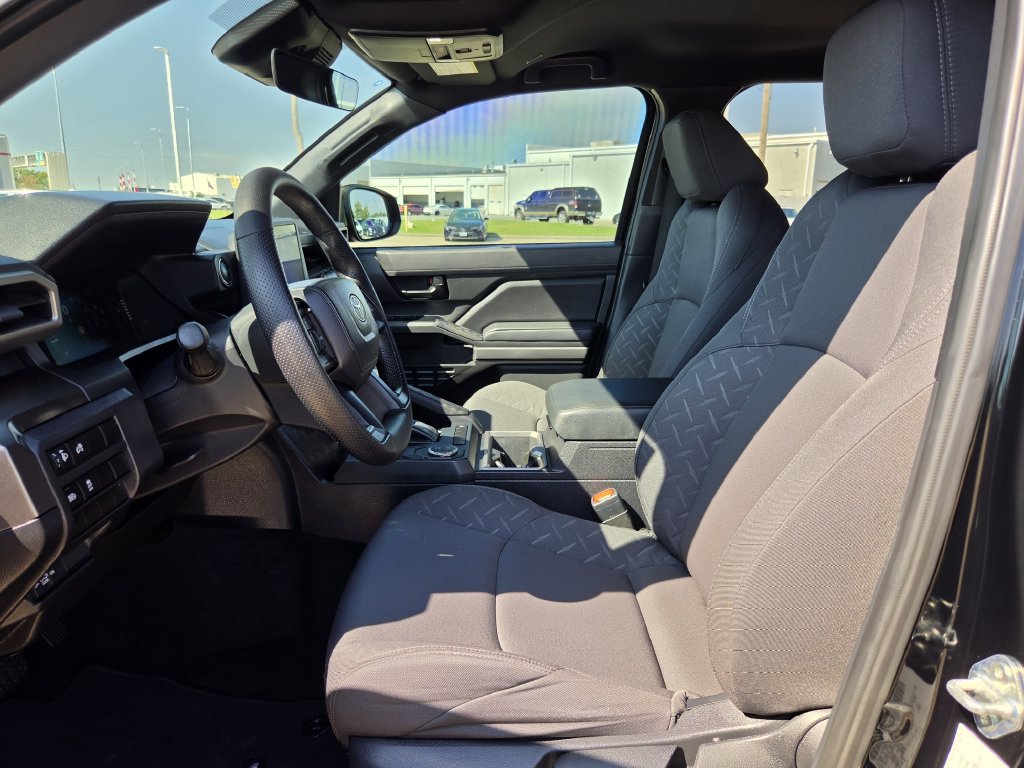Used 2025 Toyota Tacoma SR5 RWD image 26