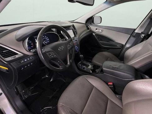 Used 2017 Hyundai Santa Fe Limited FWD image 17