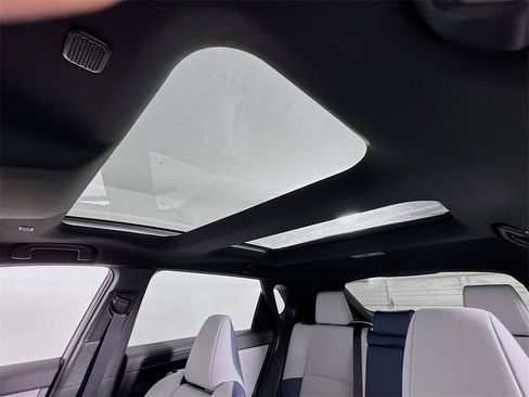 Used 2023 Subaru Solterra AWD image 18