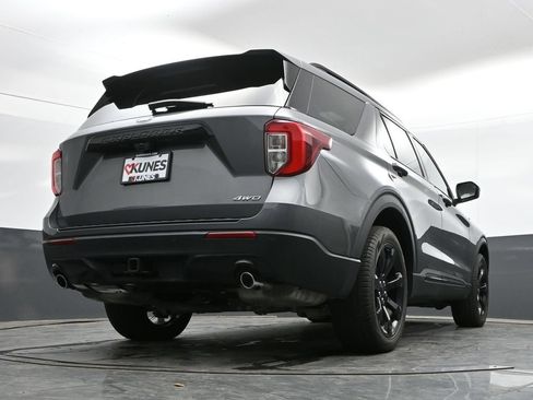 Used 2023 Ford Explorer ST-Line w/ Class IV Trailer Tow Package AWD/4WD image 42