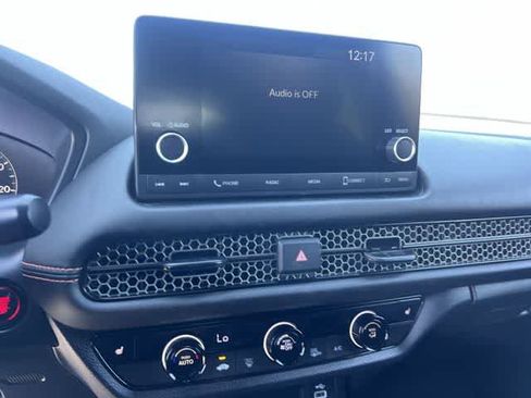 Used 2025 Honda HR-V Sport image 18