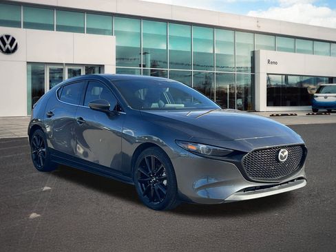 Used 2023 MAZDA MAZDA3 s image 3