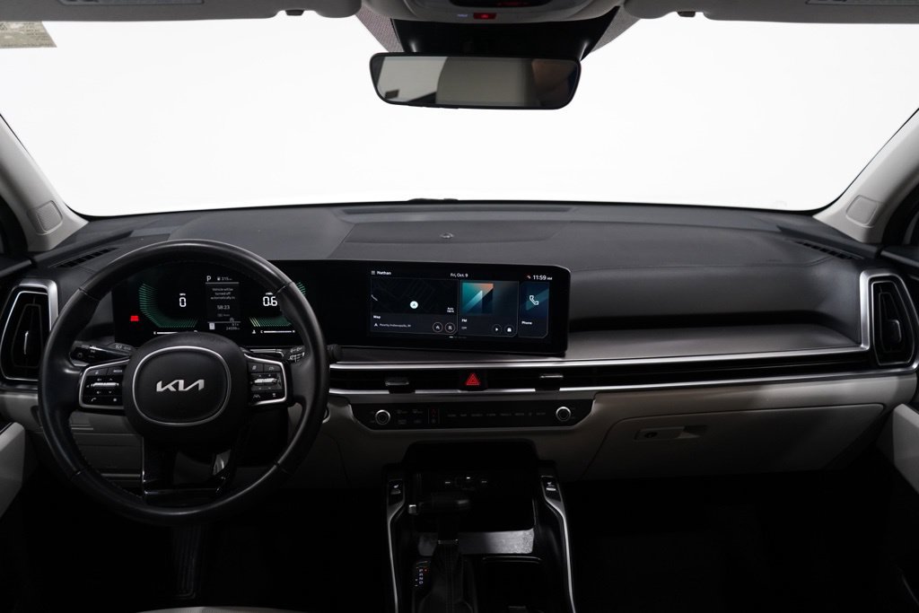 Used 2024 Kia Sorento S FWD image 19
