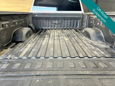 Used 2025 Chevrolet Silverado 2500 LT AWD/4WD image 23
