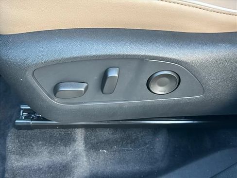 New 2026 Buick Enclave Preferred w/ Power Package FWD image 28