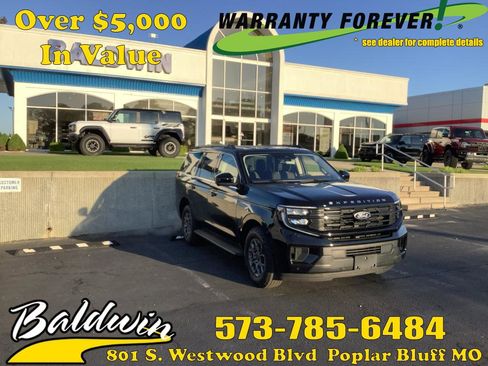Used 2025 Ford Expedition Active AWD/4WD image 1