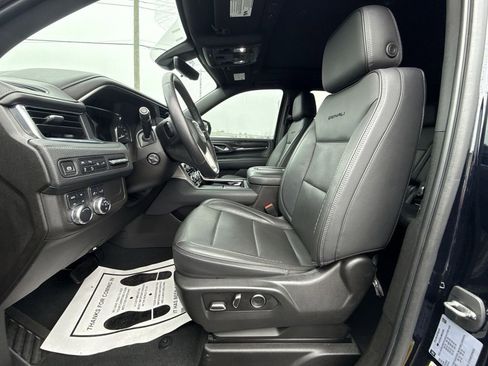 Used 2021 GMC Yukon Denali w/ Denali Premium Package image 13