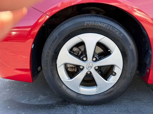 Used 2013 Toyota Prius image 26