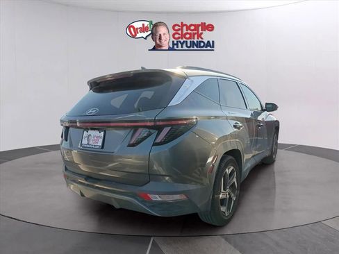 Used 2023 Hyundai Tucson Limited FWD image 3