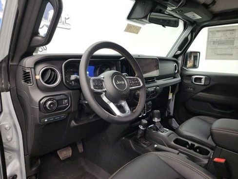 New 2024 Jeep Wrangler Unlimited Sahara AWD/4WD image 14