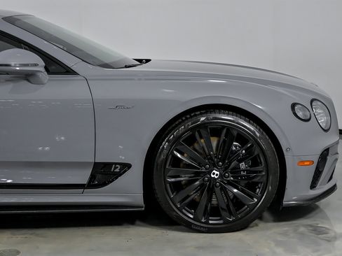 Used 2022 Bentley Continental GT Speed image 14