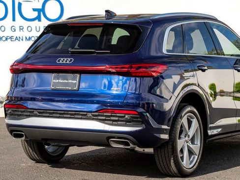 Certified 2025 Audi Q5 Premium Plus w/ Premium Plus AWD/4WD image 7