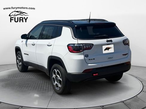 Used 2022 Jeep Compass Trailhawk AWD/4WD image 5