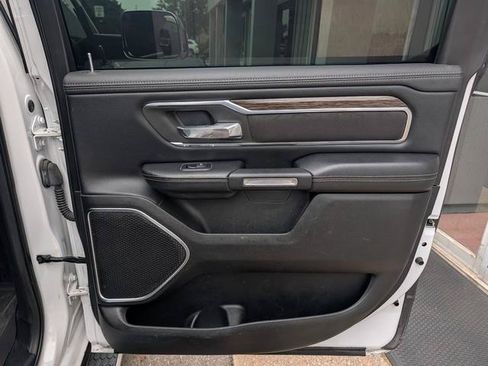 Used 2019 RAM 1500 Laramie AWD/4WD image 21