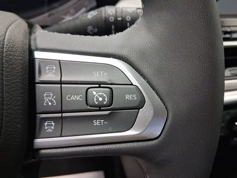 Used 2024 Jeep Compass Limited AWD/4WD image 31