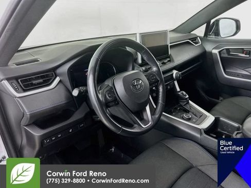 Used 2024 Toyota RAV4 SE w/ Convenience Package AWD/4WD image 12