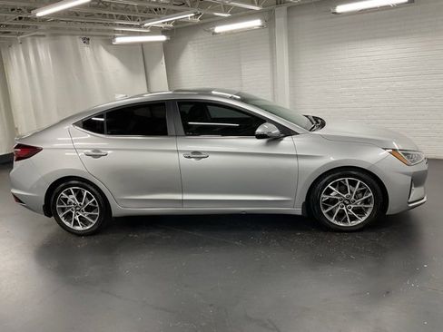 Used 2020 Hyundai Elantra Limited w/ Ultimate Package 03 image 6