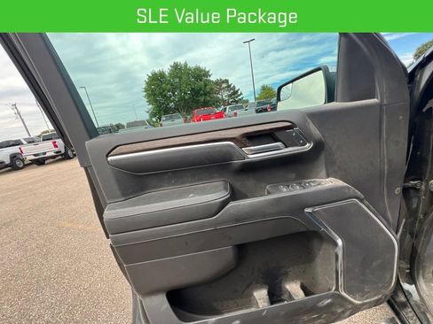 Used 2023 GMC Sierra 1500 SLE AWD/4WD image 9