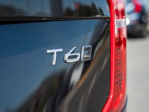 Used 2021 Volvo XC90 T6 Momentum w/ Advanced Package AWD/4WD image 9