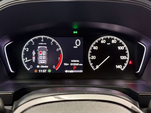 Used 2025 Honda Pilot TrailSport image 22