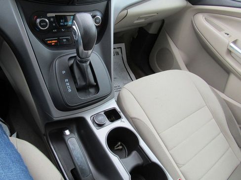 Used 2015 Ford Escape SE w/ Equipment Group 201A image 32